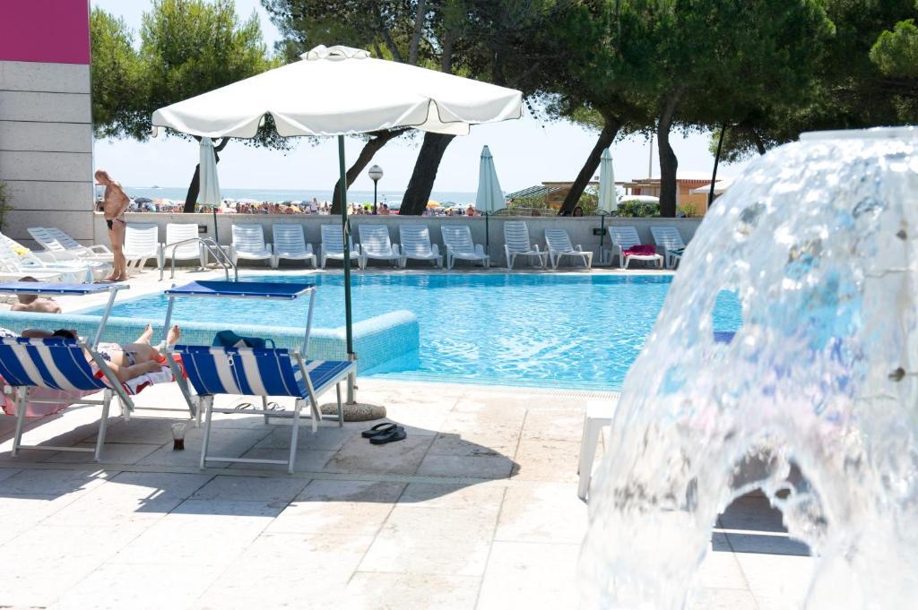 Hotel Bristol Lignano Sabbiadoro Exteriér fotografie